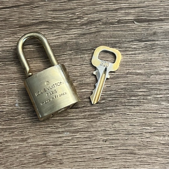 LOUIS vuitton brass lockset #320 no3 - Picture 6 of 9